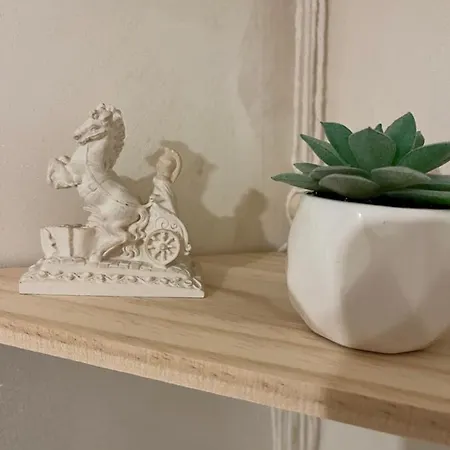 Colosseum Apartment